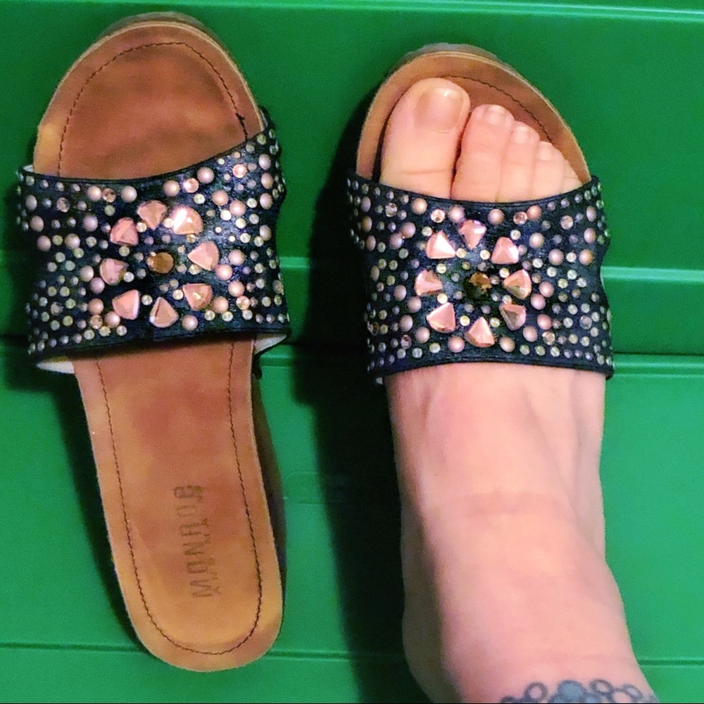Monroe & Main women’s slip on mule sandals 8.5
